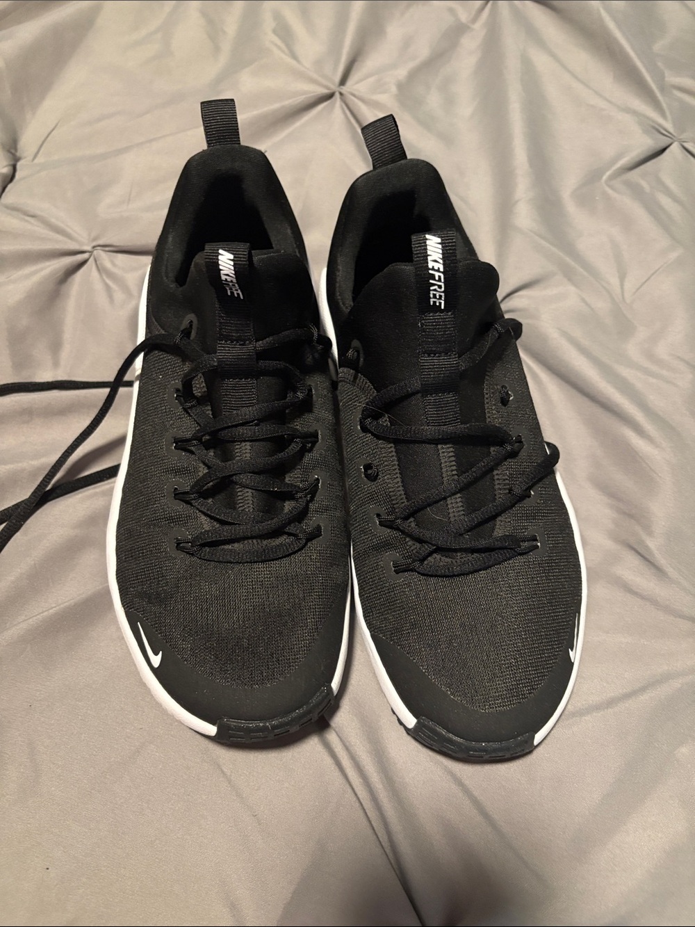 Nike Black and White Lightweight Training Sneakers